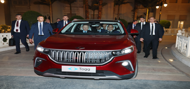 Cumhurba�kan� Erdo�an, Sisi'ye Togg hediye etti