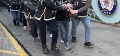 'Forex yat�r�m�' vaadiyle doland�r�c�l�k! 17 ��pheli g�zalt�na al�nd�