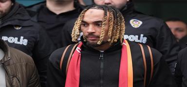 2 y�l sonra geri d�nd�