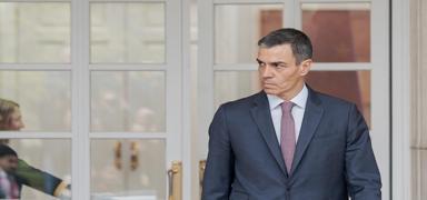 �spanya'da gen�leri koruma hamlesi krize d�nd�! Teknoloji d�nyas� kar��t�