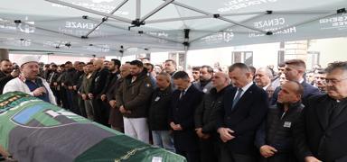 Kocaelispor-Be�ikta� ma��nda ya�am�n� yitiren taraftar defnedildi