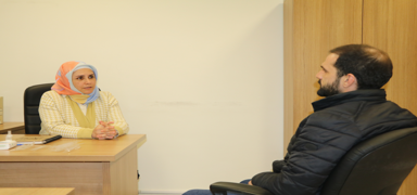 Ailesiyle vakit ge�irmesine engel oldu�unu fark edince 20 y�ll�k sigara al��kanl���n� b�rakt�