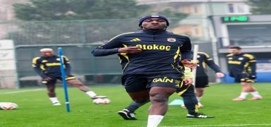 Fenerbah�e'de Sidiki Cherif geli�mesi