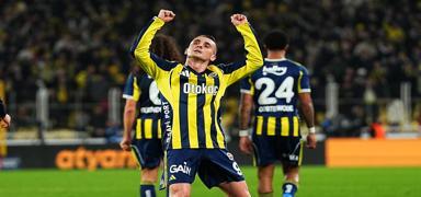 Kerem Akt�rko�lu: Umar�m taraftar�m�za �ampiyonlu�u arma�an ederiz