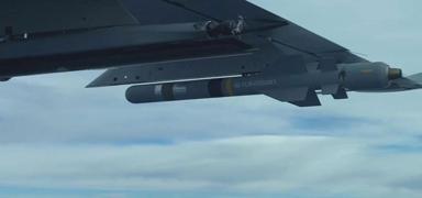 'EREN' ilk kez d�nya sahnesine a��ld�