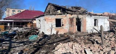 Rusya'dan Ukrayna'ya hava sald�r�s�! Anne ve 11 ya��ndaki k�z� �ld�