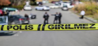 Sokak ortas�nda deh�et: Liseli gen� k�z� b��aklad�