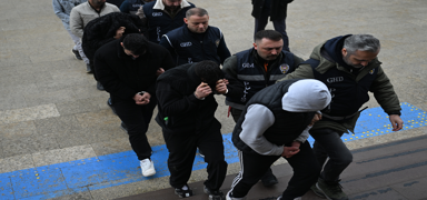 Diplomatik plakalarla insan ka�ak��l���: Casperlar su� �rg�t�ne darbe