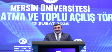 Cumhurba�kan� Yard�mc�s� Y�lmaz: Daha yeni uyand�lar, T�rkiye erken yola ��kt�