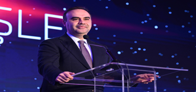 Bakan Kac�r: G��l� T�rkiye'yi in�a etmeye devam edece�iz