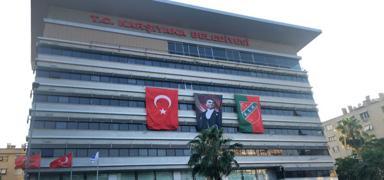 CHP'li belediyede bu sefer ��p de�il bor�lar da� oldu