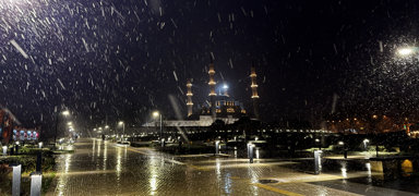 Edirne'de kar ba�lad�