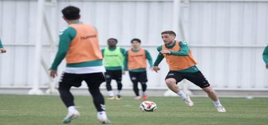 Konyaspor, Galatasaray mesaisinde