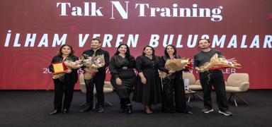 Liderli�in yeni a��l�mlar� masaya yat�r�ld�