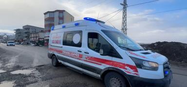 Y�ksekova'da silahl� deh�et: Gen� hastanede kurtar�lamad�