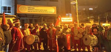 G�kt�rk'te ramazan co�kusu: G�nd�z �enlik, gece fener alay�