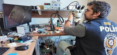 17 ilde doland�r�c� operasyonu: Zanl�lar tutukland�