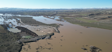 K�z�l�rmak ta�t�, Gemerek sular alt�nda: Tar�m arazileri g�le d�nd�