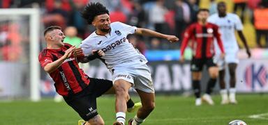 Trabzonspor'a Folcarelli'den k�t� haber!