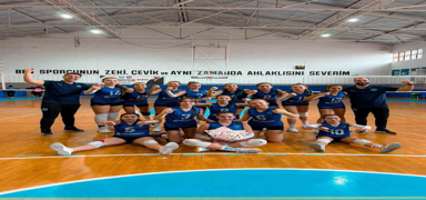 Ayd�n B�y�k�ehir Belediyespor Midi Tak�m� nama�lup �ampiyon oldu