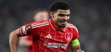 Manchester United'dan Nottingham ��karmas�