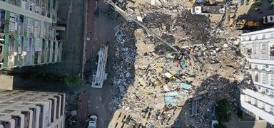 Depremde 10 ki�i can vermi�ti: Bel�k Apartman� davas�nda san�klar hakim kar��s�nda