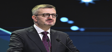 �leti�im Ba�kan� Duran: Nadir �lkelerden biriyiz