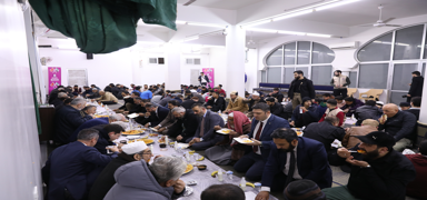 Isparta Belediyesi'nden �am'�n T�rkmen mahallesinde iftar