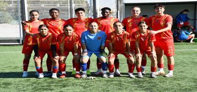 Kayseri Kad�n FK f�rt�na gibi! 14 ma�ta 86 gol