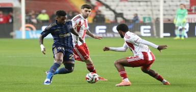 Fenerbah�e'de sakatl�k!