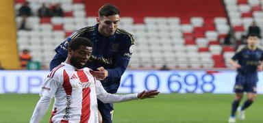 Mert M�ld�r tepki g�sterdi!