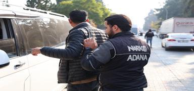 Adana'da zehir tacirlerine ge�it verilmedi: 11 tutuklama