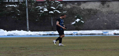Erciyes 38 FK oyuncusu Utku Burak Kunduzcu k�zard�
