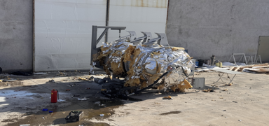 Fabrika bah�esinde gaz tank� patlad�: 4 i��i yaraland�