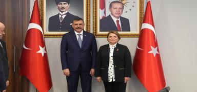 Bakan �ift�i: Ter�rs�z T�rkiye sava�tan etkilenmeyecek