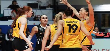 Vak�fBank, Kupa Voley'de yar� finale y�kseldi