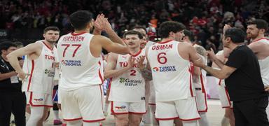 12 Dev Adam'�n FIBA d�nya s�ralamas�ndaki yeri de�i�medi