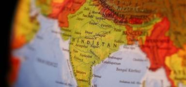 Hindistan hava kuvvetleri alarmda: Su-30MKI tipi sava� u�a�� radardan kayboldu