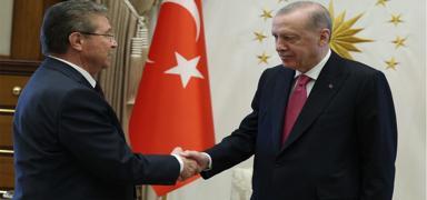 Rum taraf�nda panik, KKTC'de g�ven iklimi! Endi�emiz yok, arkam�zda T�rkiye var