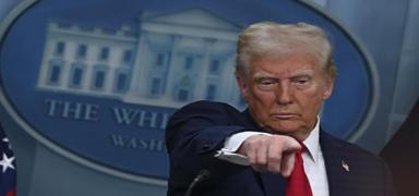 Trump, yine kendine pay istedi