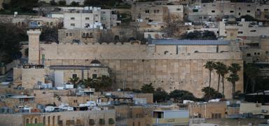 Bat� �eria'da �srail zulm�: Harem-i �brahim Camisi'ne k�s�tlama getirdi