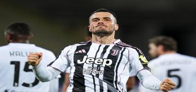 Hedefte Filip Kostic var