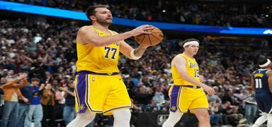 Doncic'ten 44 say�l�k g�steri: Lakers, Pacers'� devirdi