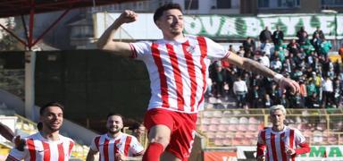 Boluspor evinde I�d�r FK'y� ge�ti