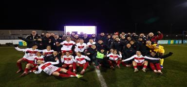 Kad�n A Milli Tak�m�, Kuzey �rlanda'y� devirdi