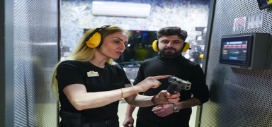 Kad�n at�� e�itmenleri poligonda hedefi 12'den vuruyor