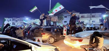 Tel Abyad'da ter�r �rg�t� YPG'ye protesto