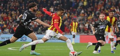 G�ztepe son nefeste y�k�ld�