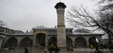 Depremin yaralad��� Ulu Cami aya�a kalkt�! Kadir Gecesi'nde yeniden a��l�yor