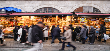 Bayram �ncesi hareketlilik: Vatanda�lar M�s�r �ar��s�'na ak�n etti